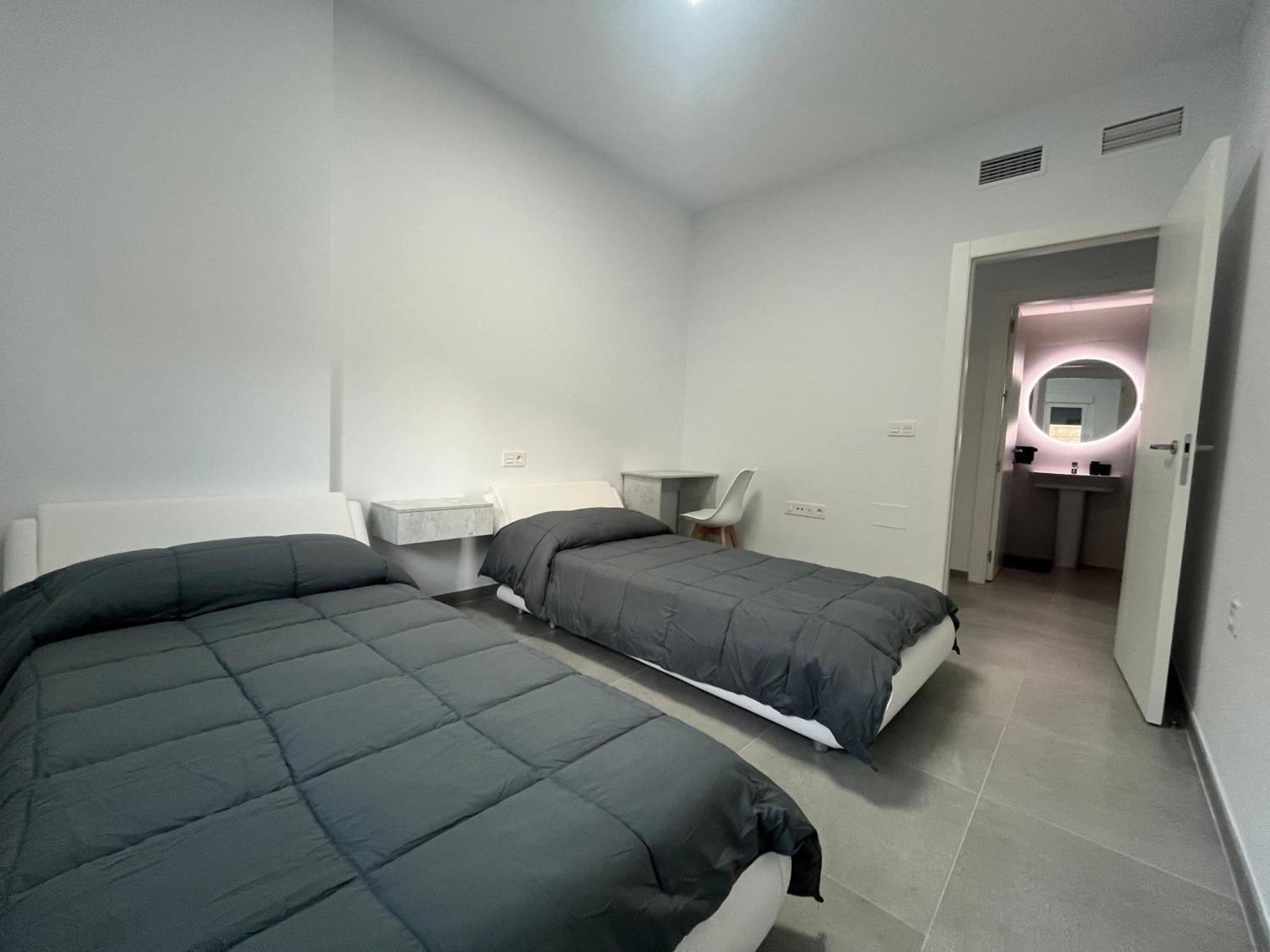 Lujo En El Centro Con Parking Privado 2 * Adra