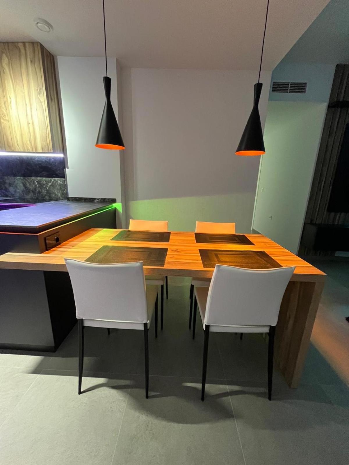 Lujo En El Centro Con Parking Privado 2 Apartment
